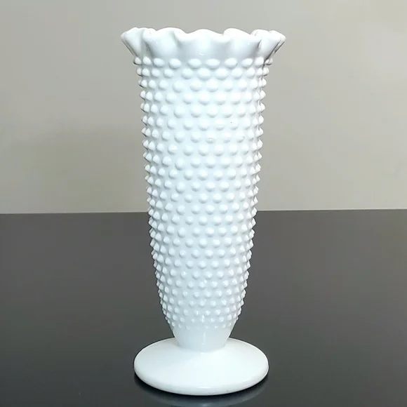 Vntg Fenton For L.E. Smith Hobnail White Milk Glass 8 3 /4" Crimped Edge Vase - Picture 5 of 14
